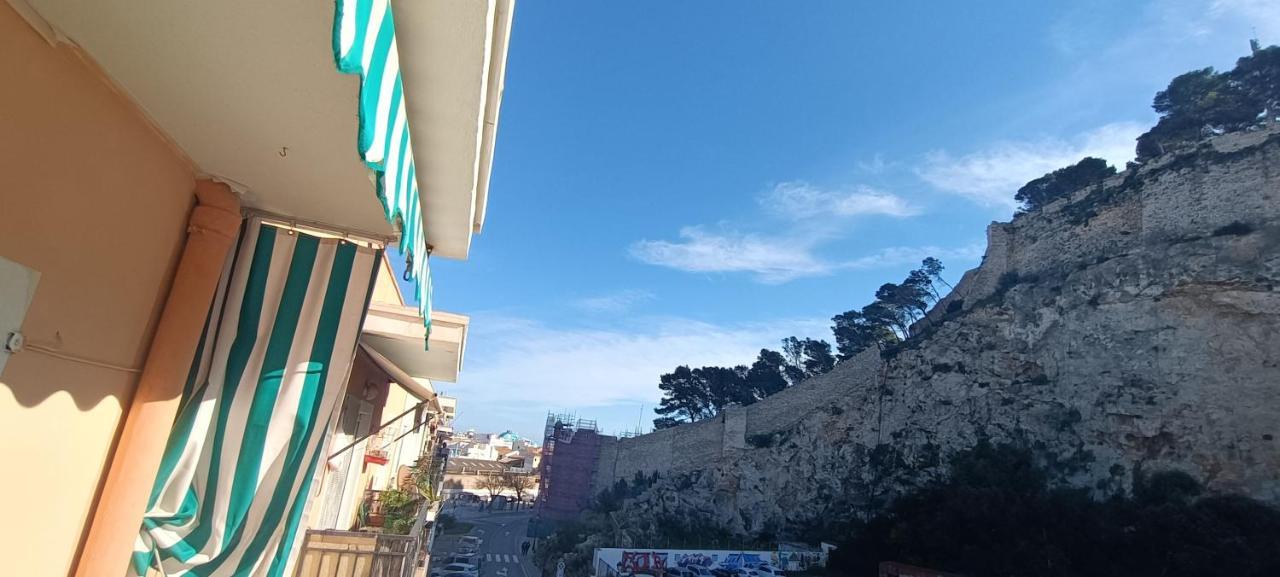 Gran Apartamento Cerca Del Mar Y Castillo Дения Екстериор снимка