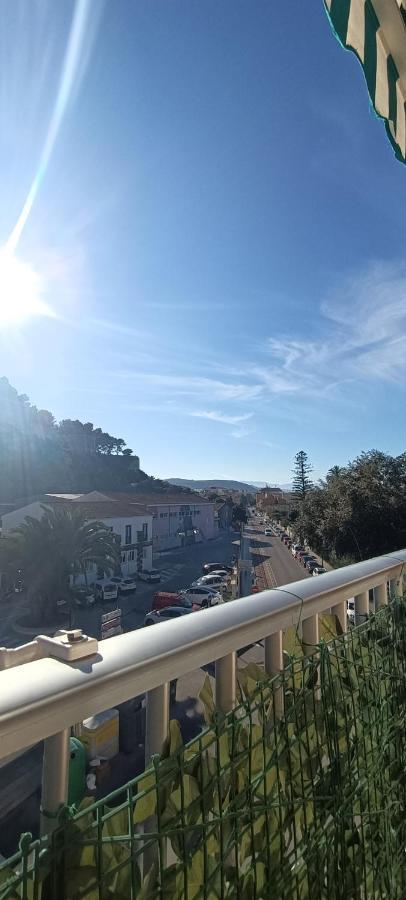 Gran Apartamento Cerca Del Mar Y Castillo Дения Екстериор снимка